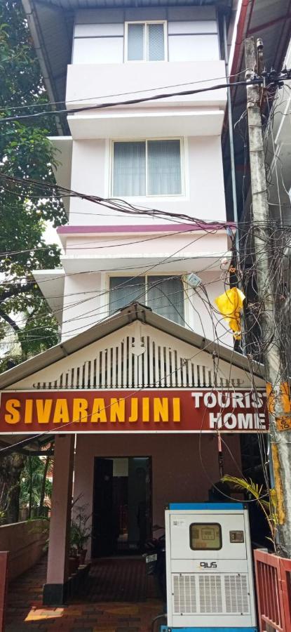 Sivaranjini Tourist Guruvāyūr Exterior foto